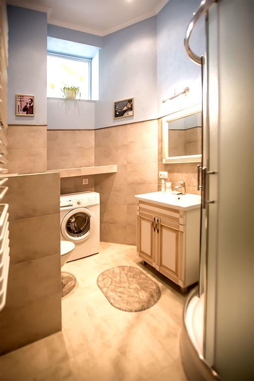 Gorgeous Apartments In Historical Center Of Lvov מראה חיצוני תמונה
